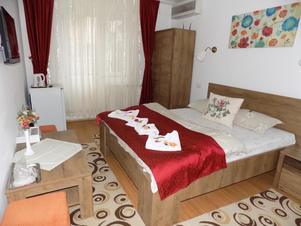 Pension Eden Băile Herculane Exteriér fotografie